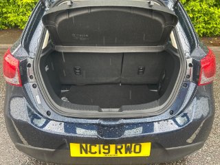 /photos/12306/a2d0e3b9-58b9-414f-8514-c61d53560d7d_i320x240.jpg